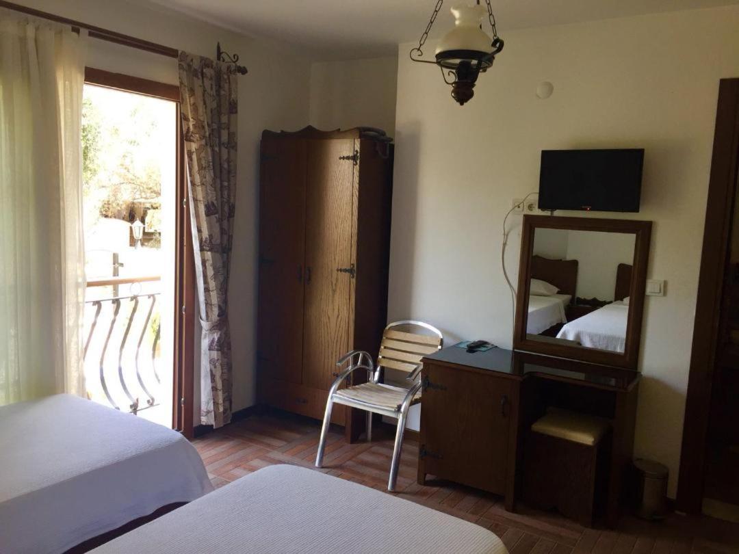 Kaptan Motel Siğacık Esterno foto