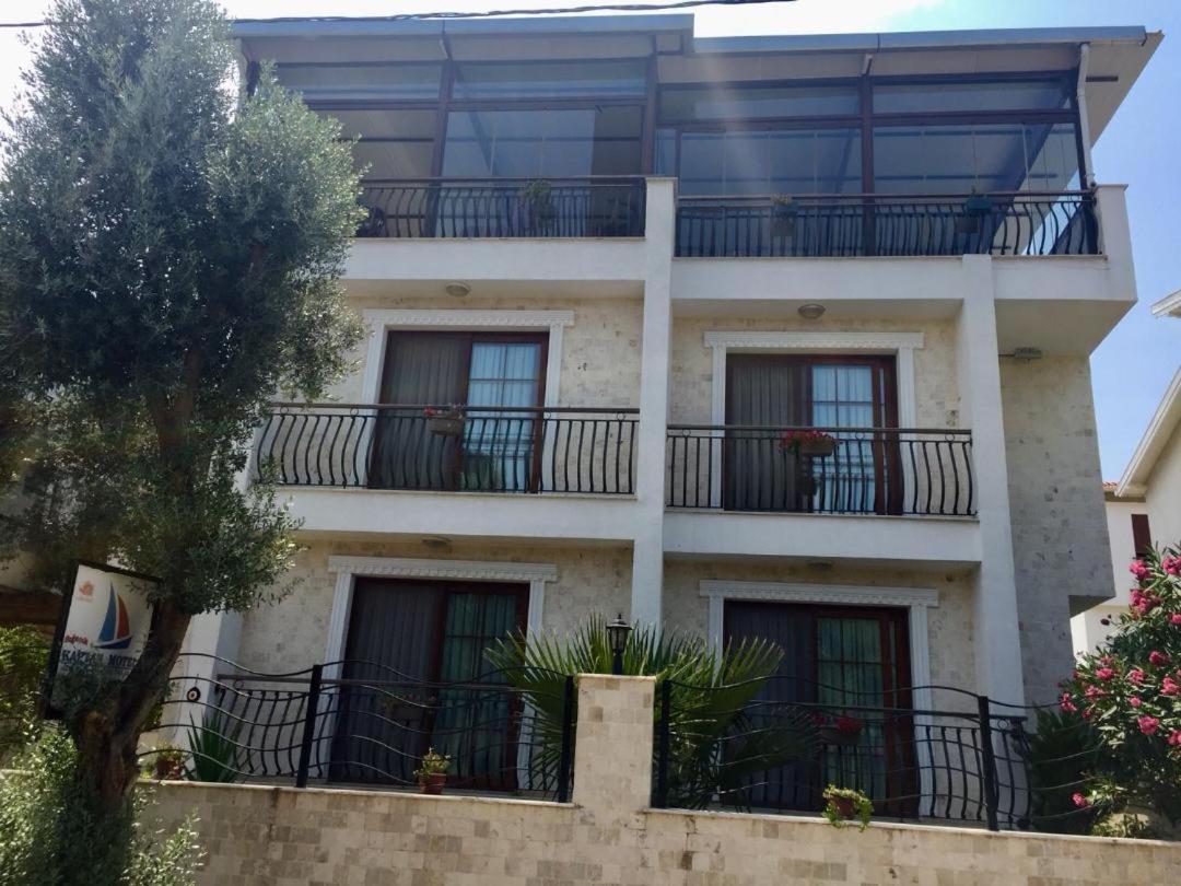 Kaptan Motel Siğacık Esterno foto
