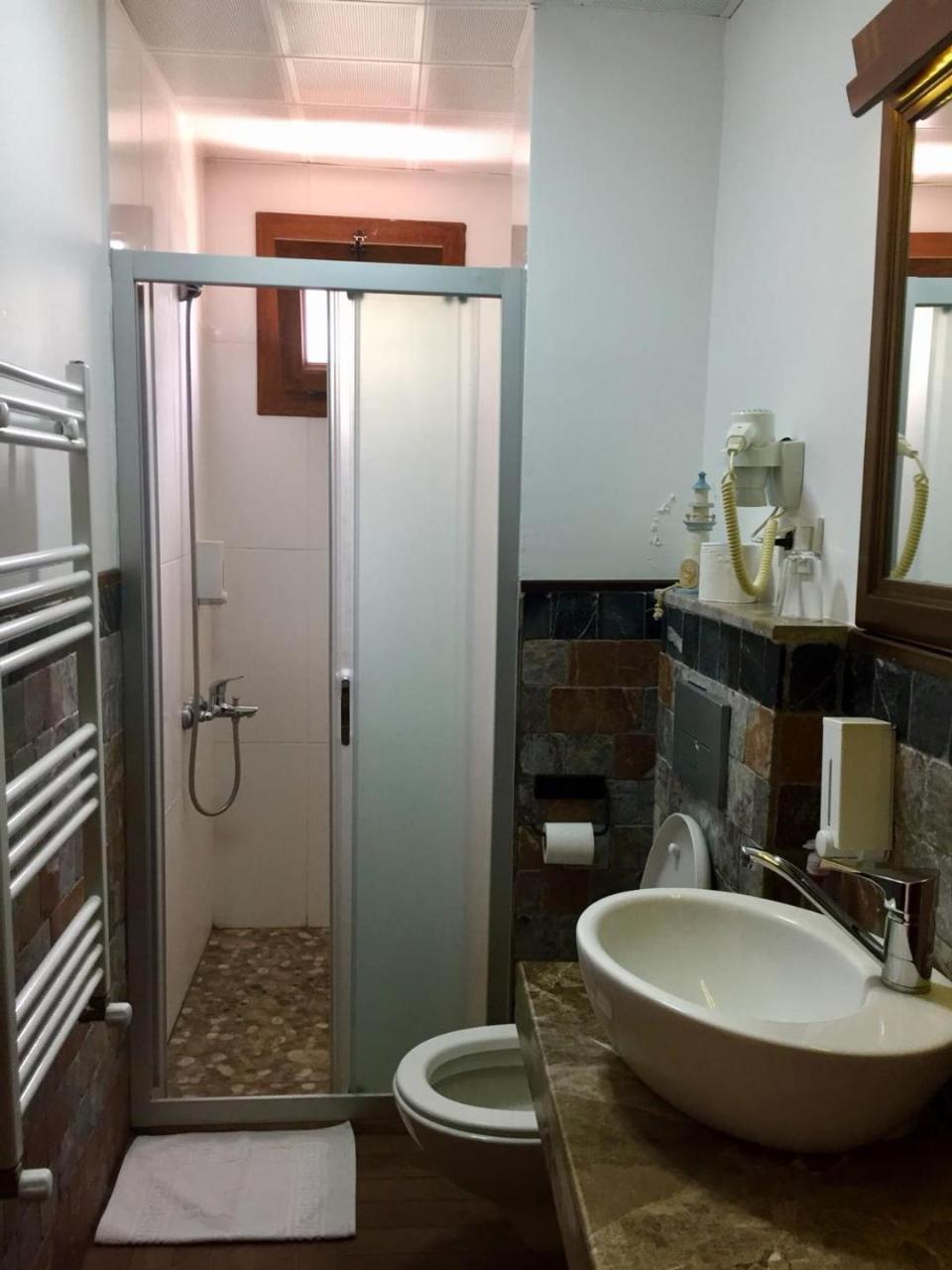 Kaptan Motel Siğacık Esterno foto