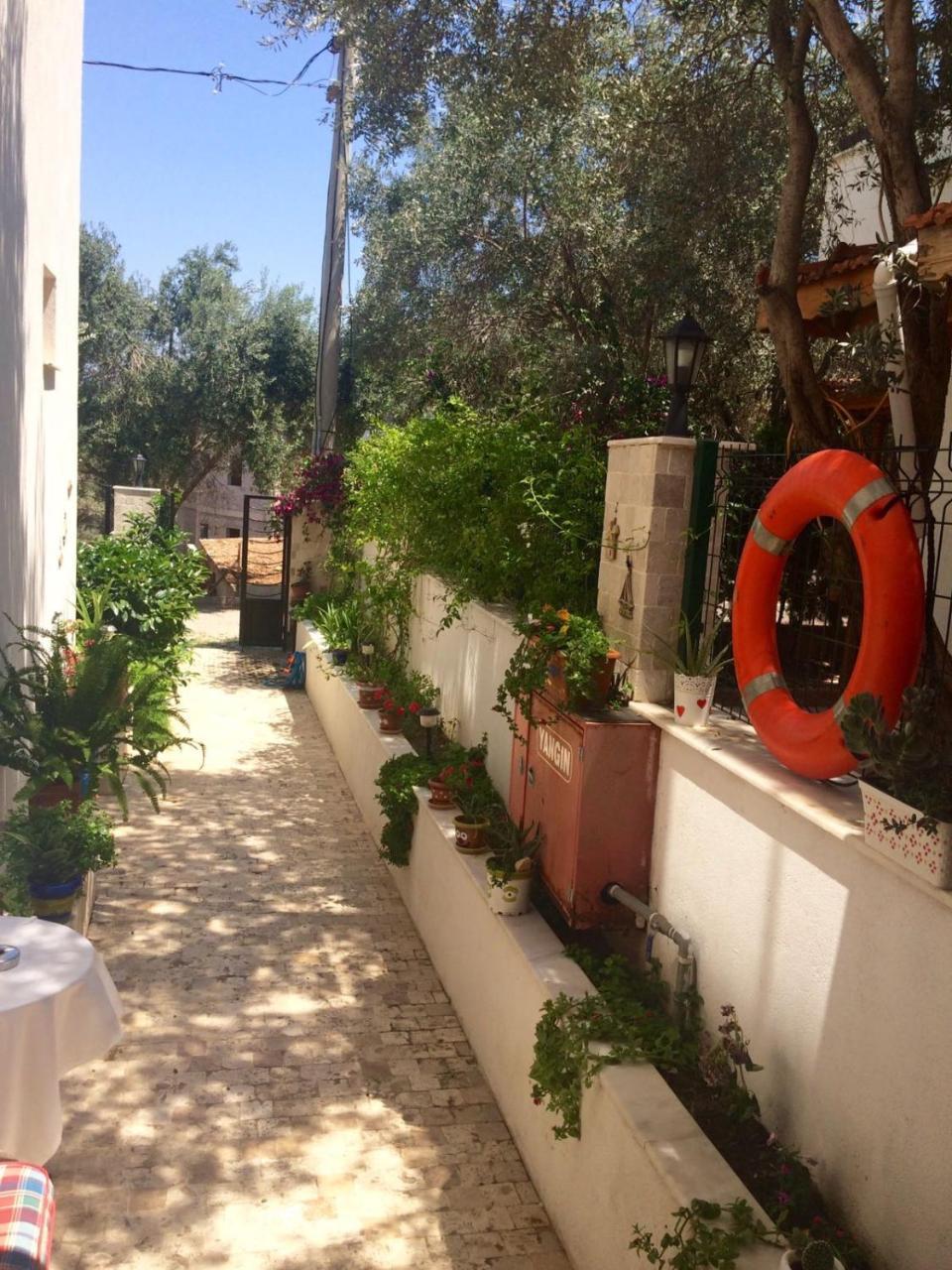 Kaptan Motel Siğacık Esterno foto